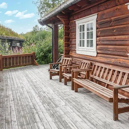 2 Bedroom Lovely In